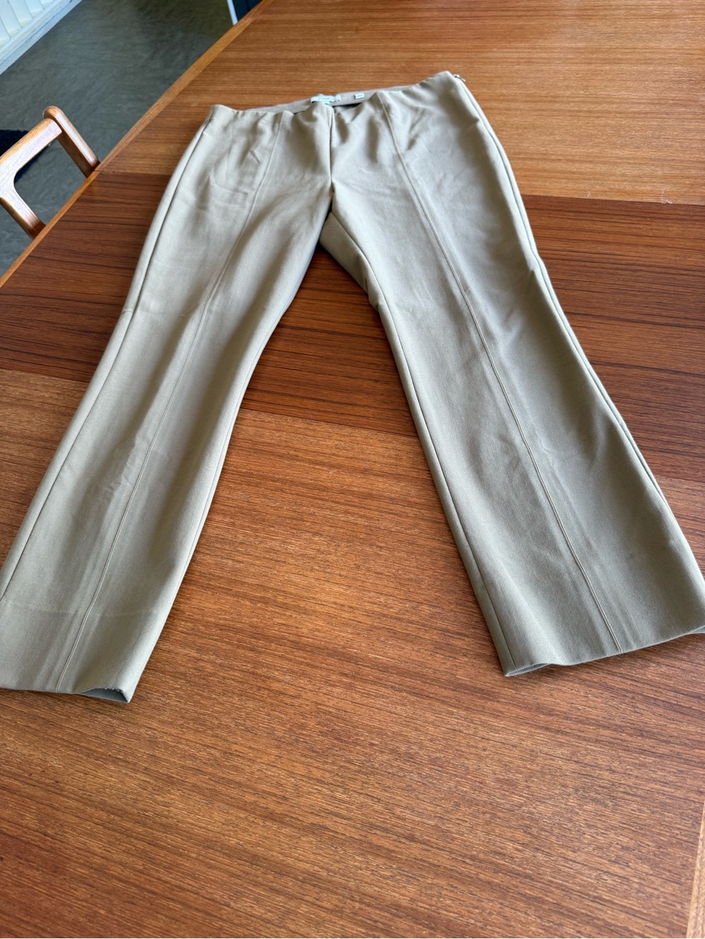 Vince Pants in Creamy Beige